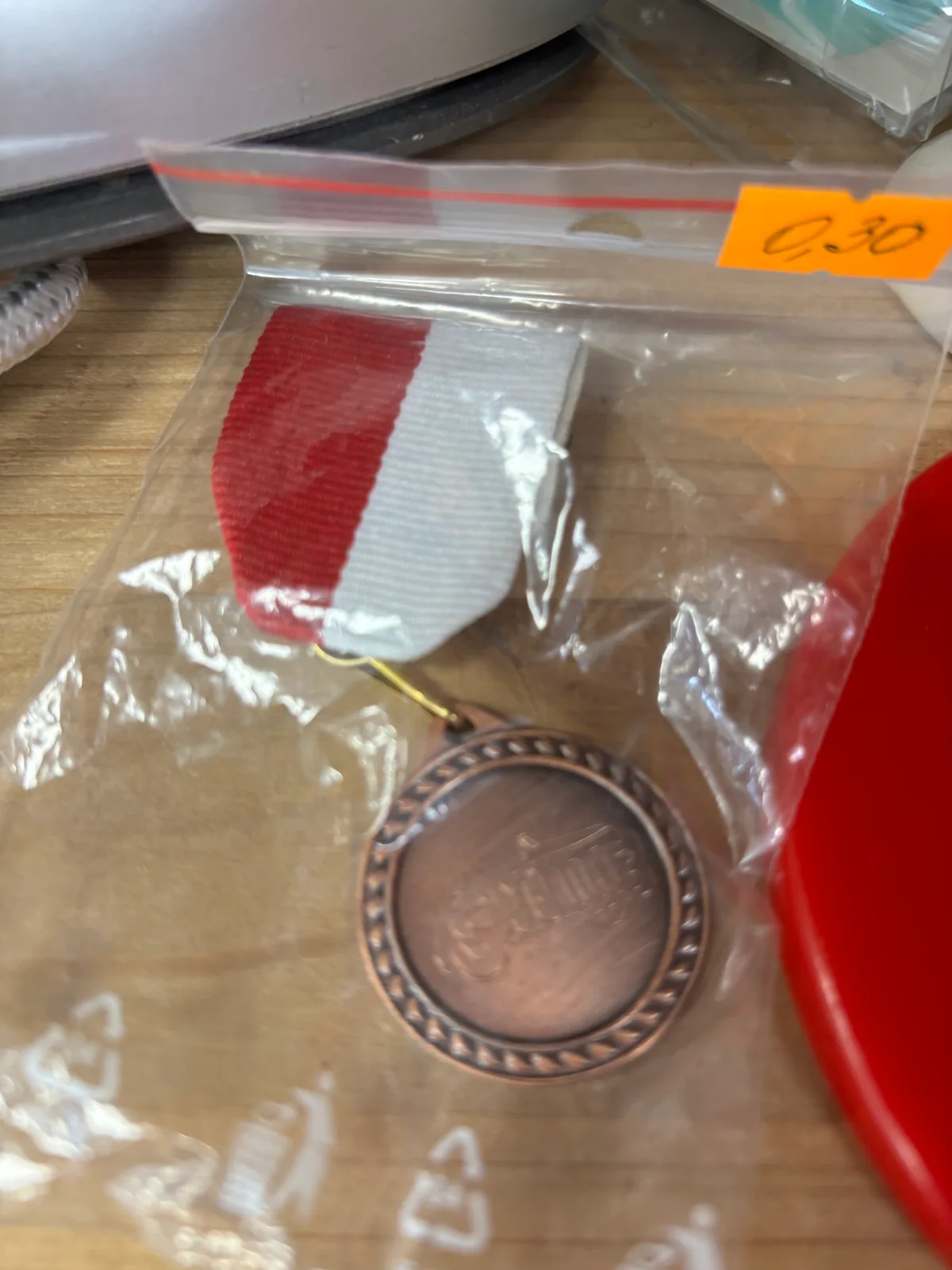 Kaut kāds poļu ordenis. Pirmo reizi redzu ordeni pārdošanā secondhandā:) in Sigulda