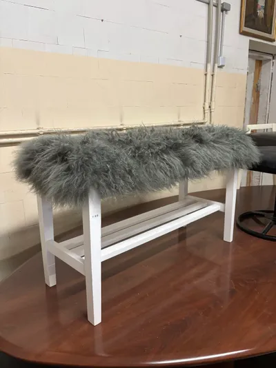 Matainais sols ar aitādu un plauktu. 20€