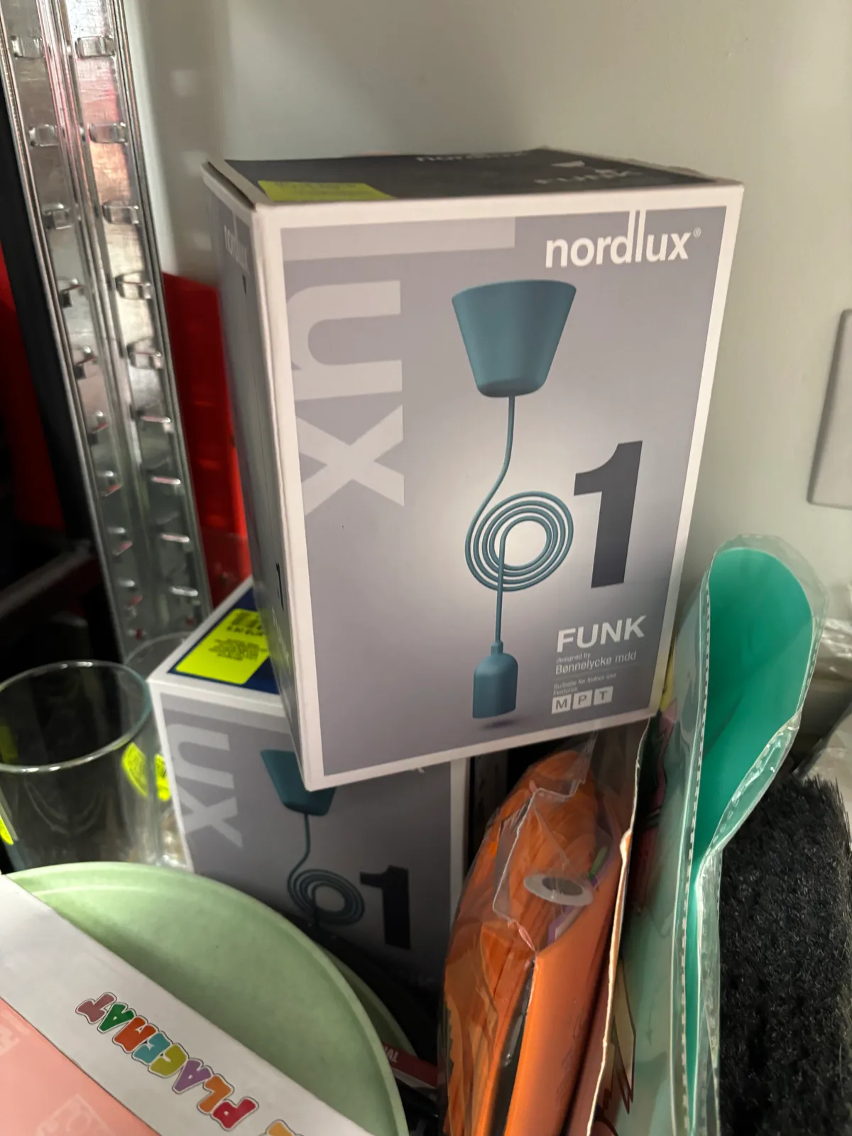 Nordlux Funk zilganzaļas piekaramās griestu lampas, kastē, droši vien jaunas, pieejamas divas, 6.5€ par vienu, nav maz, bet nav arī daudz. in Smiltene
