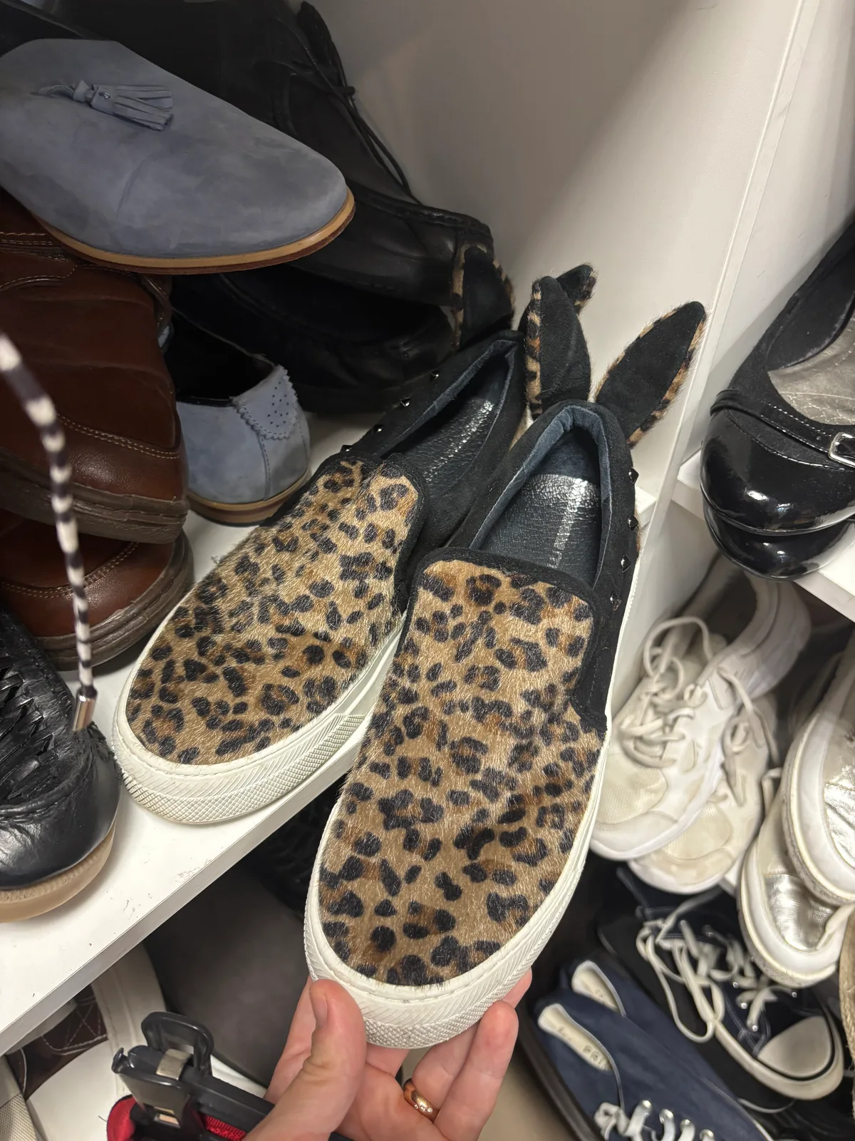 Millie’s loaferi ar kniedēm! AUSĪM! Un leoparda kažoku. Kāds 39izm(?) in Sigulda