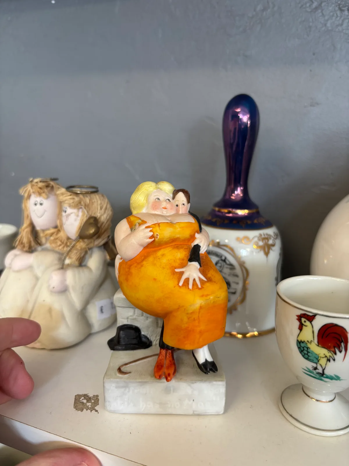 Apskāviens.

#figūriņa #keramika #kolekcionējams #figurine #ceramic #quirky #collectible in Sigulda